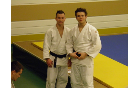 Ceinture noire 2ème dan pour Jonathan 